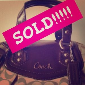 Coach Ashley Signature Purse 💄🎀👜