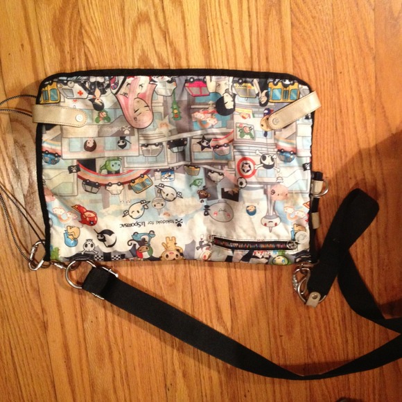 Tokidoki transportation messenger bag
