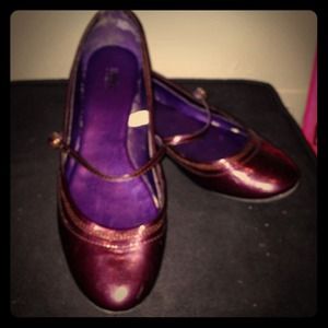 🎉 SOLD! Pretty Purple Flats! 💜