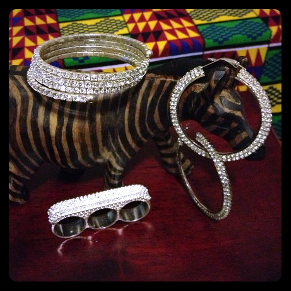 *Bundled* Diamond accent jewelry set
