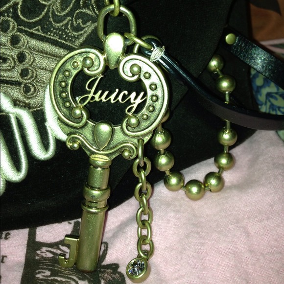 Pre-loved Authentic Velour Juicy Couture Bag - Picture 2 of 4