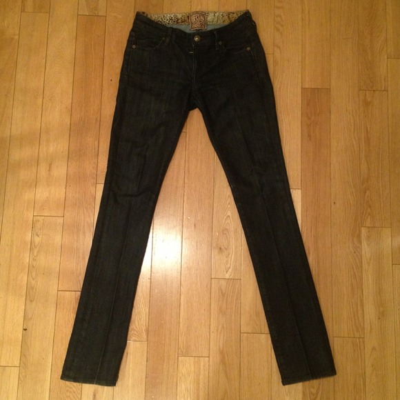 Rich and skinny, dark denim skinny jeans