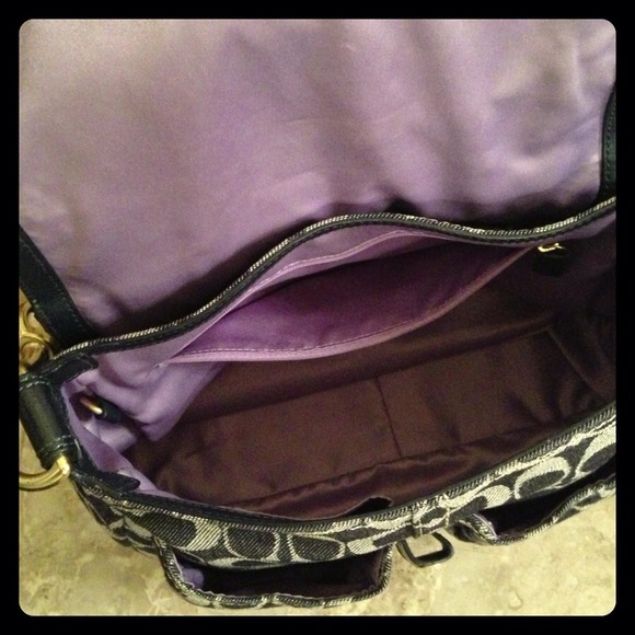 πHOST PICKπCoach Signature Denim Shoulder Bag - Picture 4 of 4