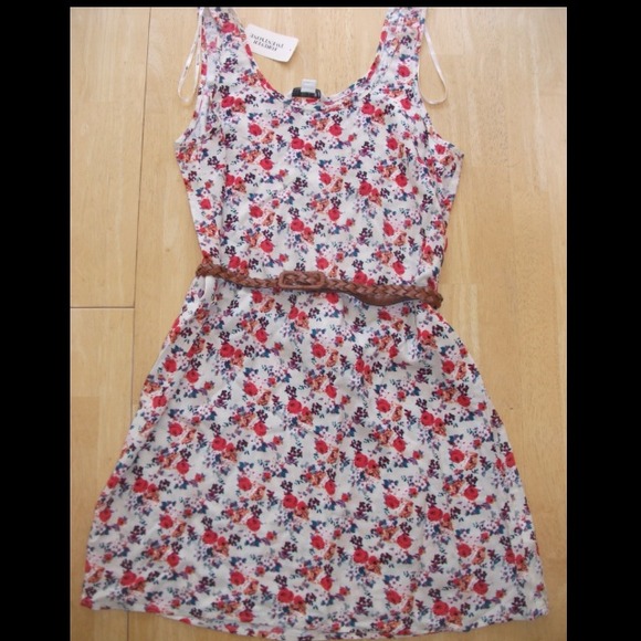 new XX21 Flowery dress (belt not included) NWOT
