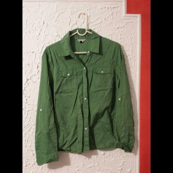 Green ladies button up shirt - Picture 1 of 1