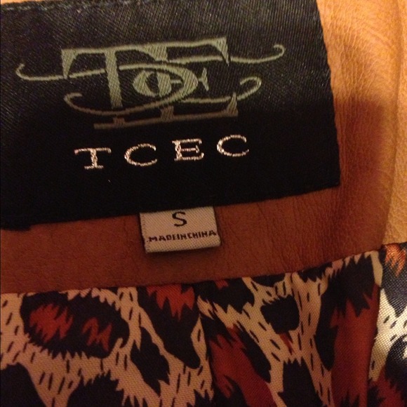 Brown faux leather jacket. Price? Sell?! - Picture 3 of 4