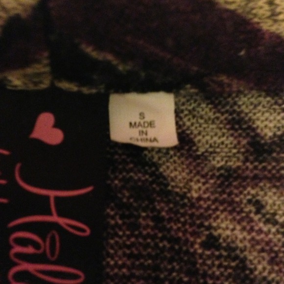 Really cute purple pattern cardigan top.! - Picture 3 of 4