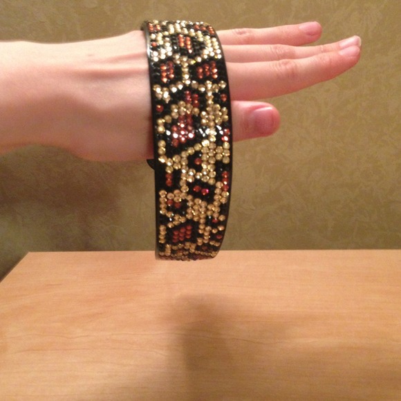 Rhinestone Headband - Picture 3 of 3
