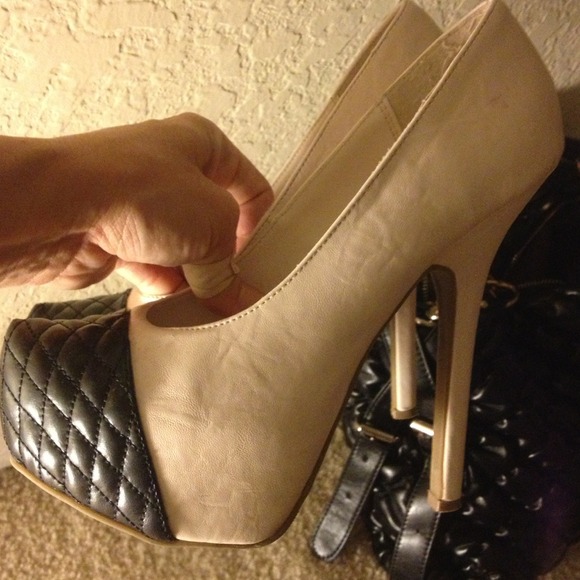 SOLD 😘😘😘 - Picture 3 of 4