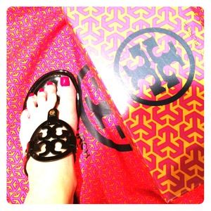 Black patent Tory Burch flip flops