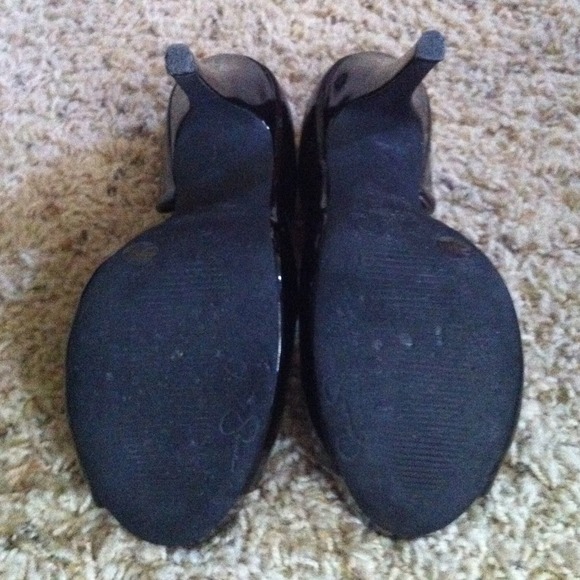 ❤SOLD❤✨Shiny black Jessica Simpson  Pumps✨ - Picture 3 of 4