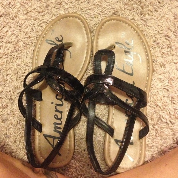 Never worn black sandals - Picture 3 of 3