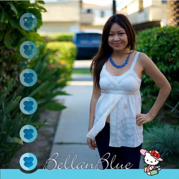 Cute cream top - Picture 2 of 2