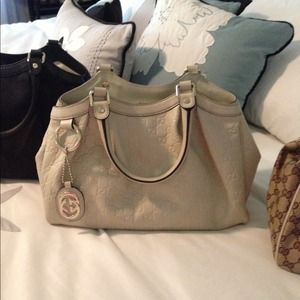 Gucci handbag! Brand new!!!!