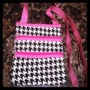 Over-the-shoulder Purse