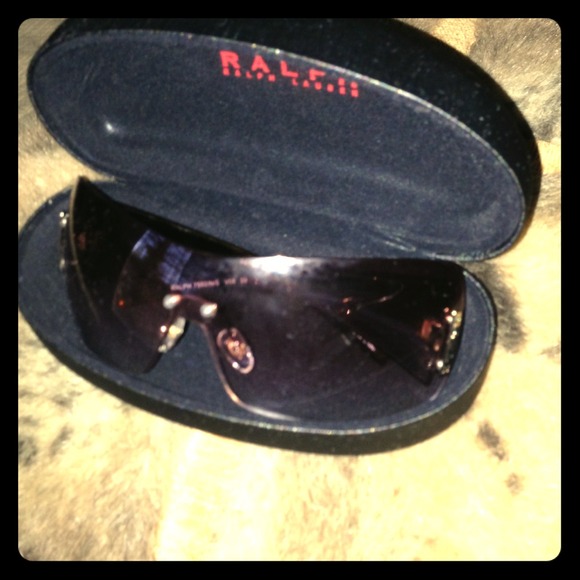 *SOLD* RALPH LAUREN WOMENS SUNGLASSES BRN UV