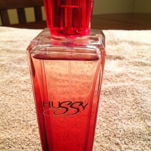 Hussy cologne