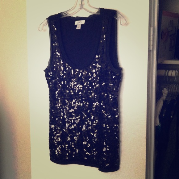 Black sequined tank top