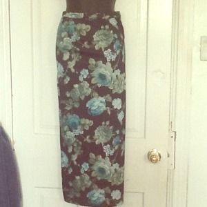 💙Black & Green Maxi Skirt