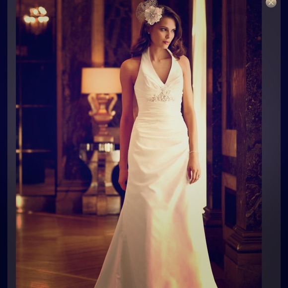 Galina Signature Gown never worn price negotiable