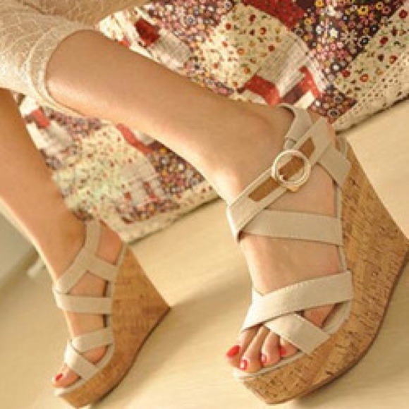 *Traded* Cute wedge shoes :)