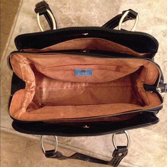 πHOST PICKπKathy Van Zeeland Black Croc Handbag - Picture 3 of 4