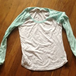 SOLD❌ Victoria Secret PINK baseball tee