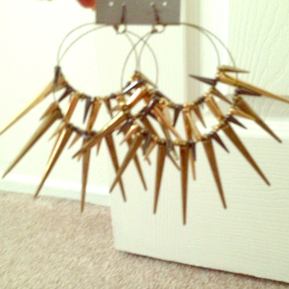 Basketball wives style earrings