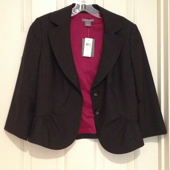 Ann Taylor Jackets & Blazers - 🚫SOLD🚫Cropped Ann Taylor blazer