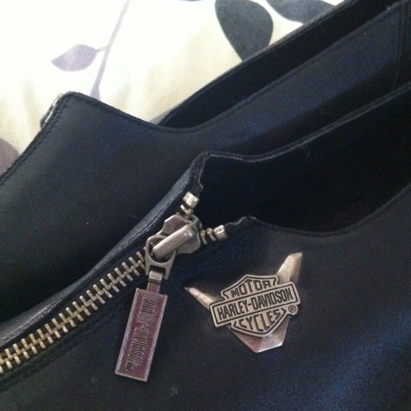 Harley Davidson - Picture 3 of 3