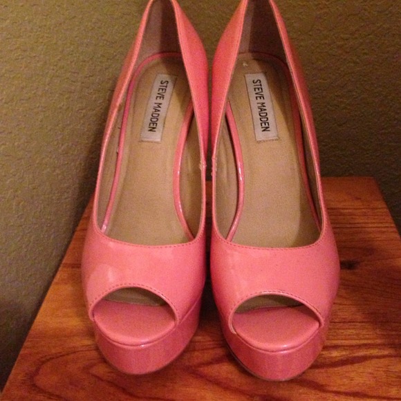 💗💗Reduced💗💗Steve Madden Pink 4inch heels