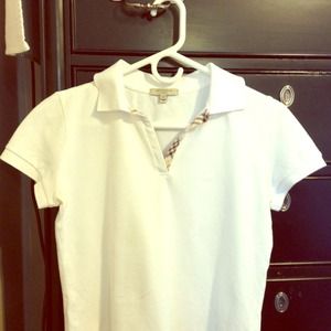 100% Authentic Burberry women polo shirt( M))