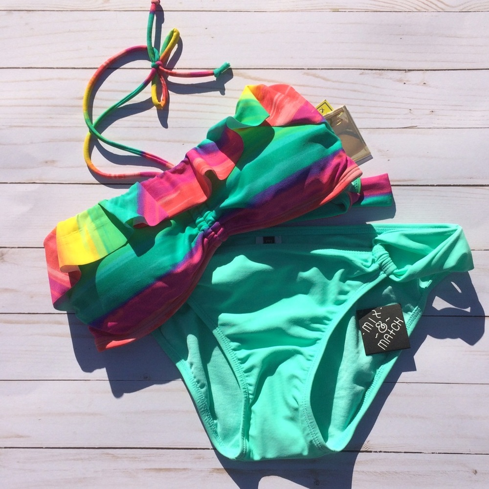 2CHILLIES Rainbow Bandeau Bikini Top - Picture 2 of 9