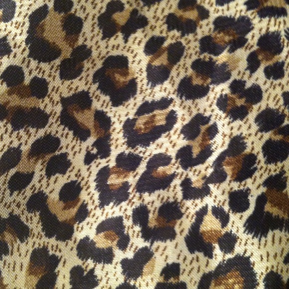 Leopard print scarf new! - Picture 2 of 4