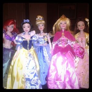 ON HOLD 17" porcelain Disney princess 'Belle' doll