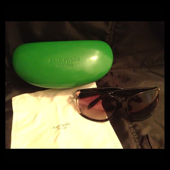 Kate Spade - Veronica Sunglasses