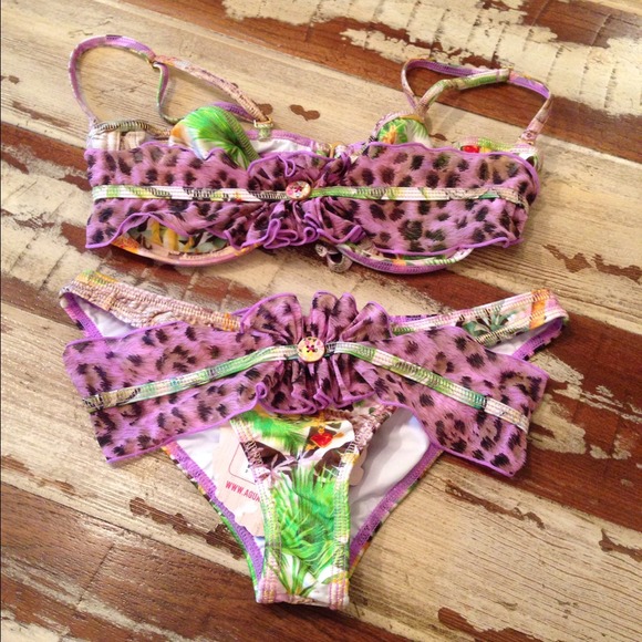 Agua Bendita Bathing Suit - Picture 2 of 3