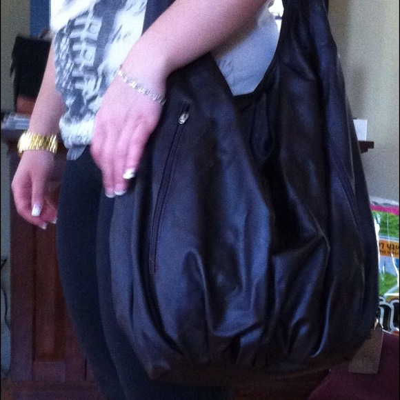 Handbag - Picture 2 of 2