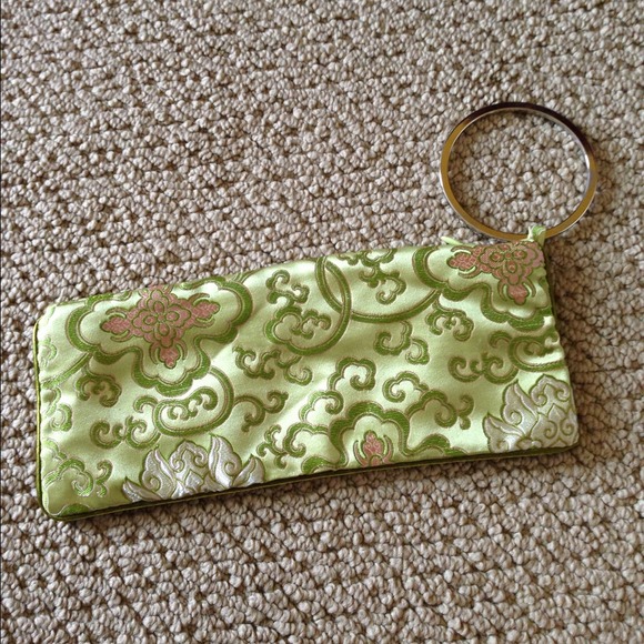 Green/Pink/White Satin Wristlet Clutch - Picture 4 of 4