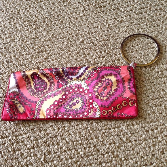Red/Pink/Orange Satin Wristlet Clutch - Picture 4 of 4