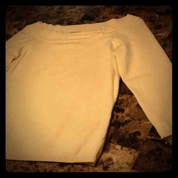 ANN TAYLOR SILK BLEND SWEATER SIZE SMALL