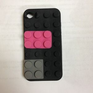Lego-like iPhone 4/4S Case