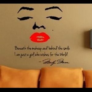 Marilyn Monroe wall decal