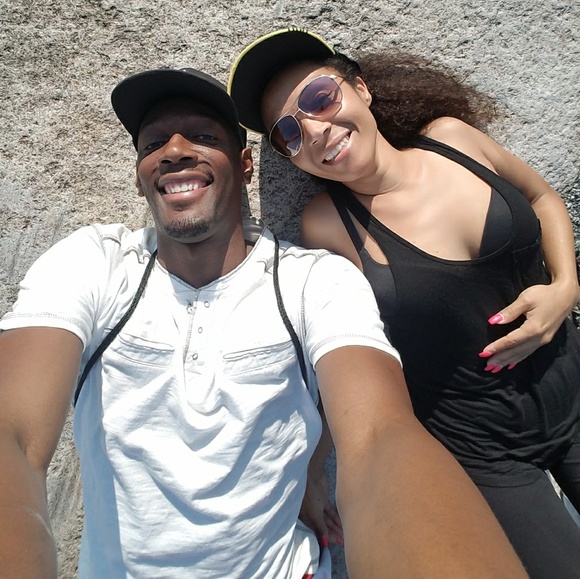 MEET ME AND MY FAMILY - Picture 4 of 6