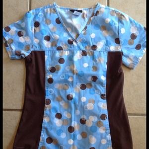 Scrub top