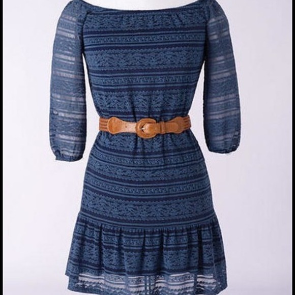 Blue all-over lace 3/4 sleeve dress