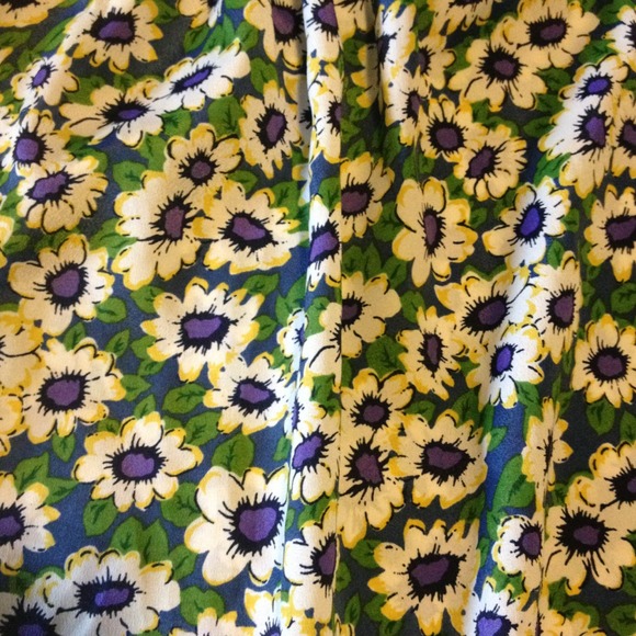 ❌Gifted❌One shoulder flower dress - Picture 2 of 2