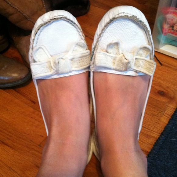 Flats - Picture 2 of 2
