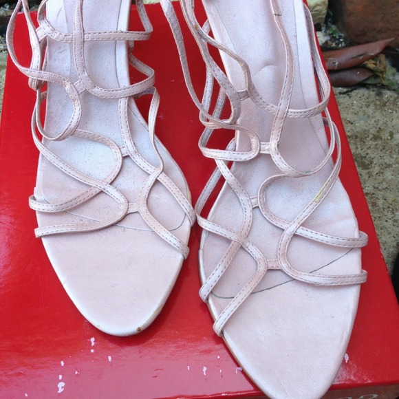 REDUCED Pink leather strappy heels - Picture 2 of 4