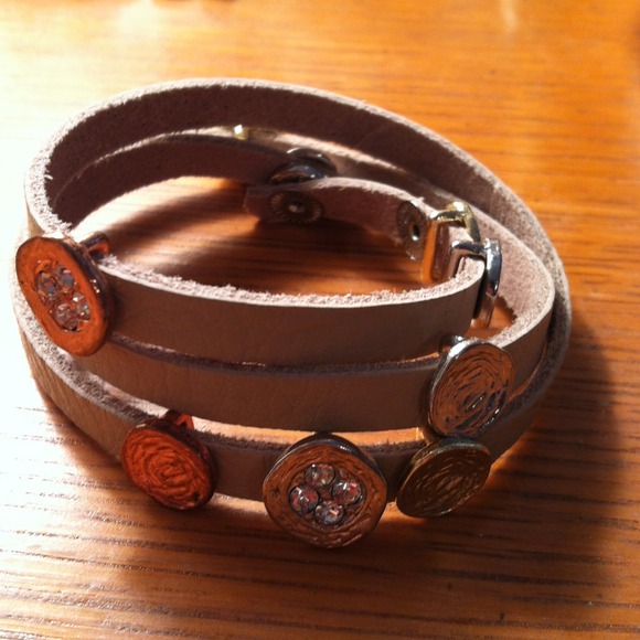 Bracelet - Picture 2 of 2